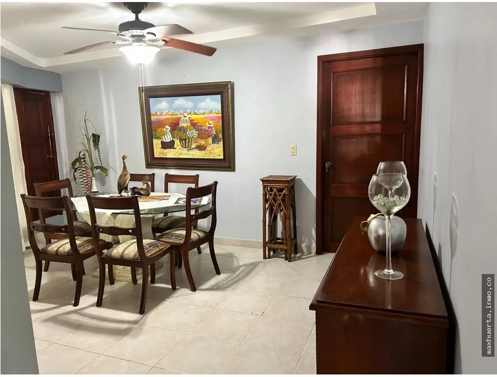 Venta de Casa - Condado del Rey - Negociable