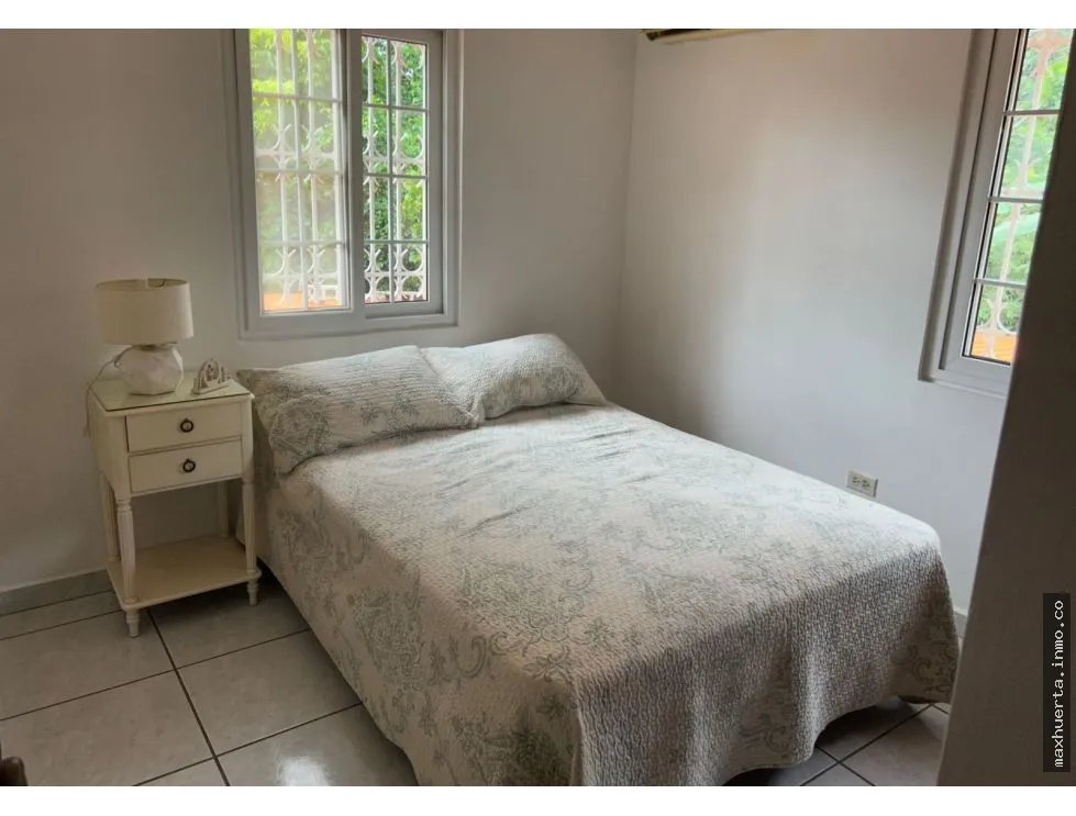 Venta de Casa - Condado del Rey - Negociable