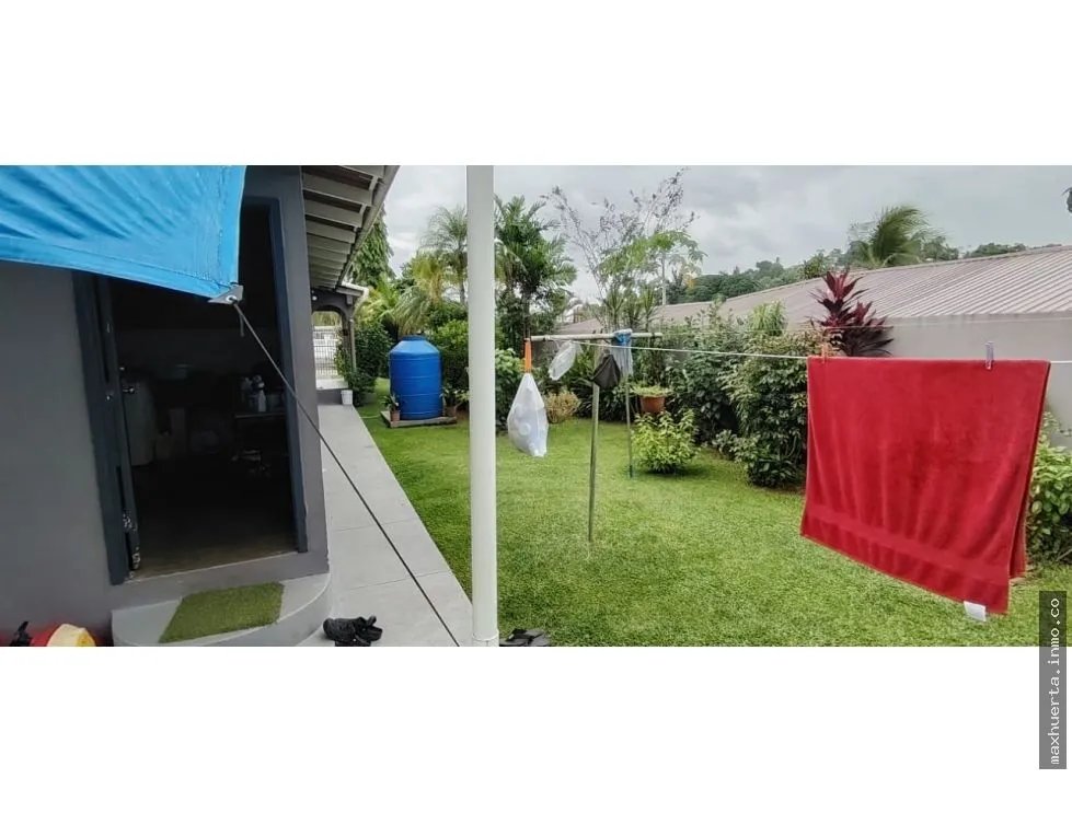 VENDO HERMOSA CASA EN ALTOS DE VACAMONTE