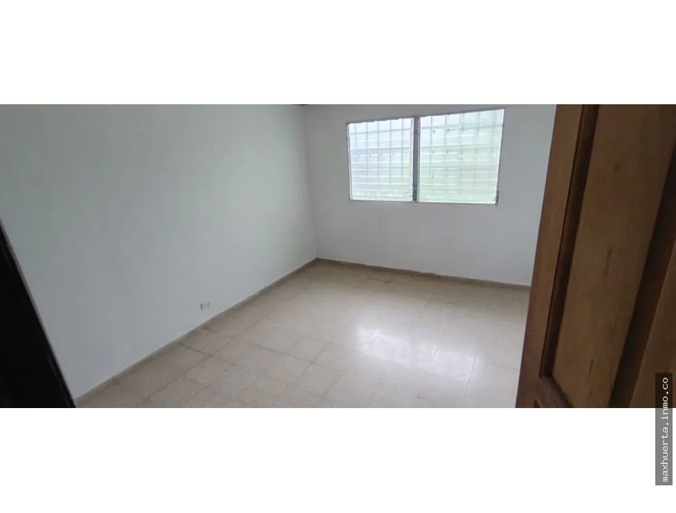 VENDO CASA EN LAS VILLAS DE ARRAIJAN