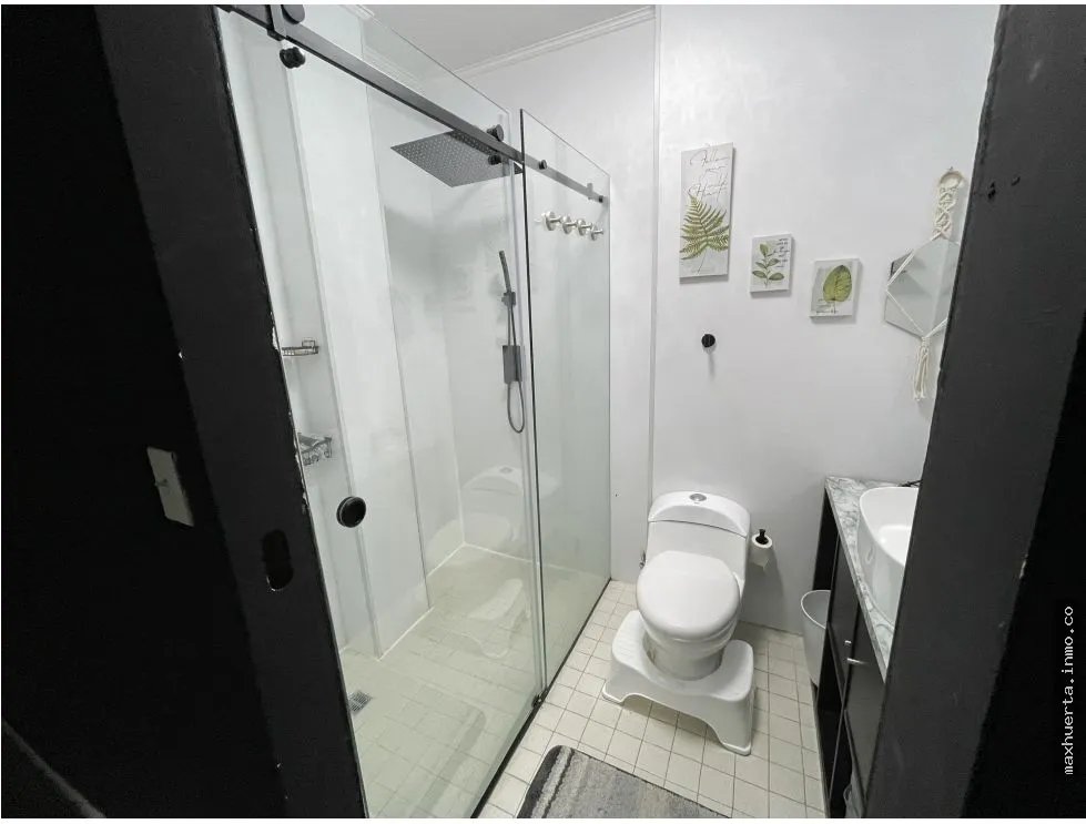 SE VENDE CASA EN LA BOCA