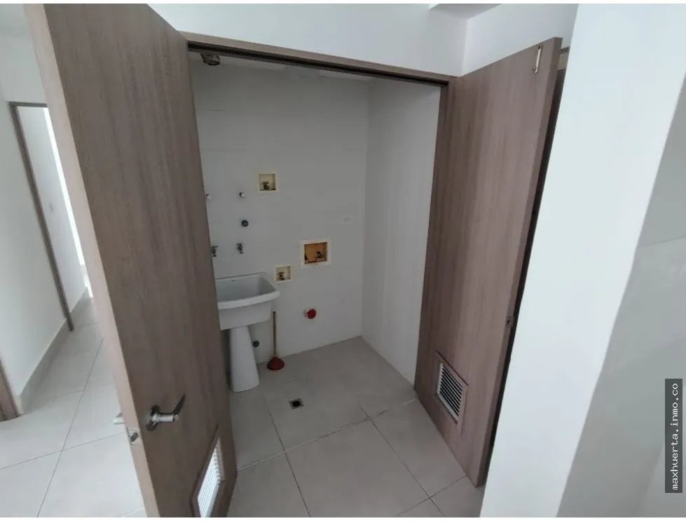 EN VENTA APARTAMENTO EN PLAZA EDISON-PH VIVENDI GREEN