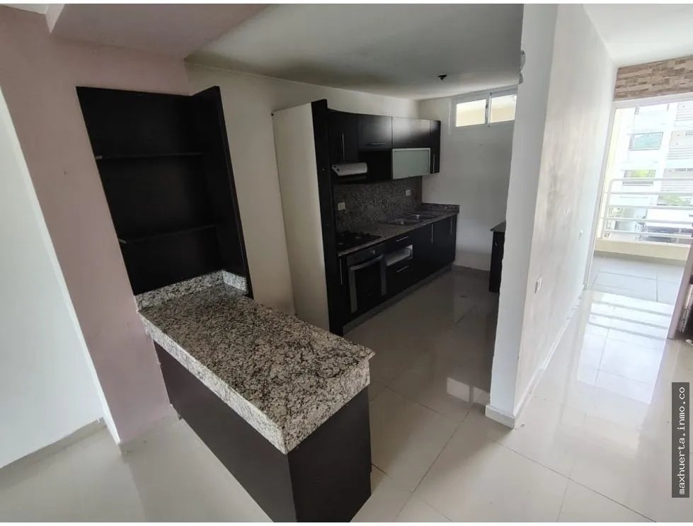 SE VENDE APARTAMENTO EN PH ALTAMIRA GARDENS