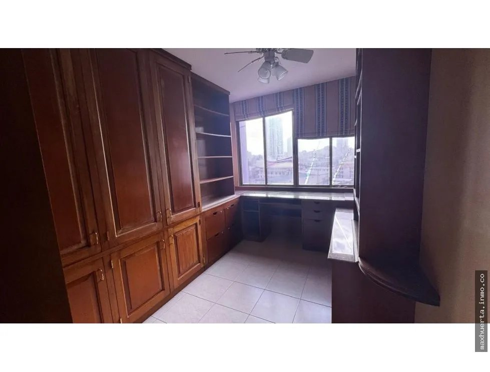 Vendo apartamento en PH Torre Cerromar, Bella Vista