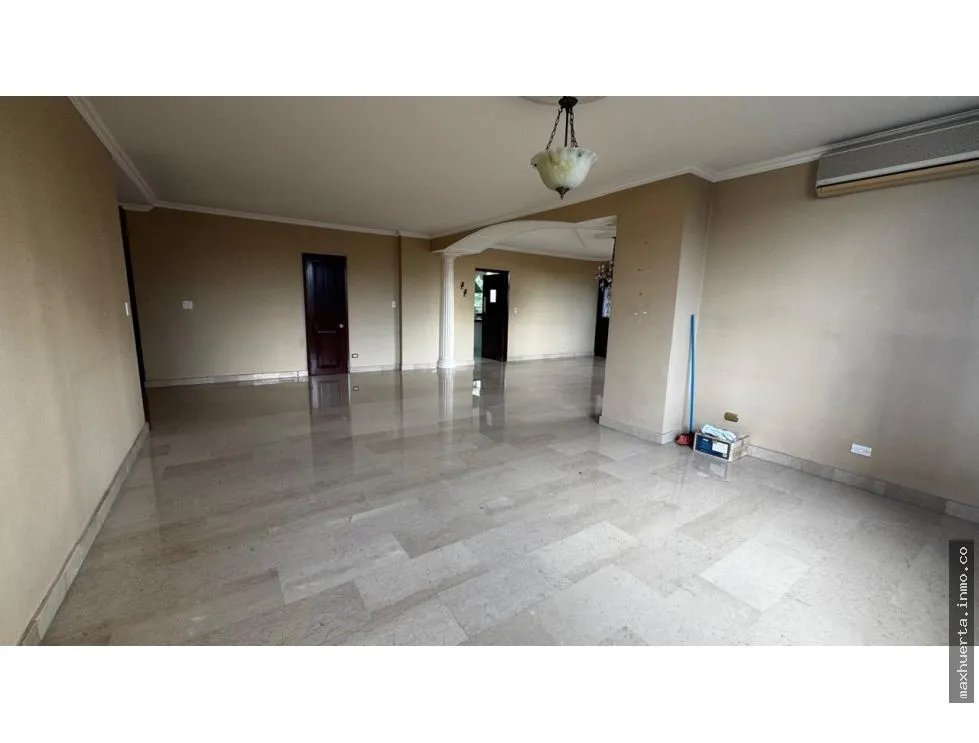 Vendo apartamento en PH Torre Cerromar, Bella Vista