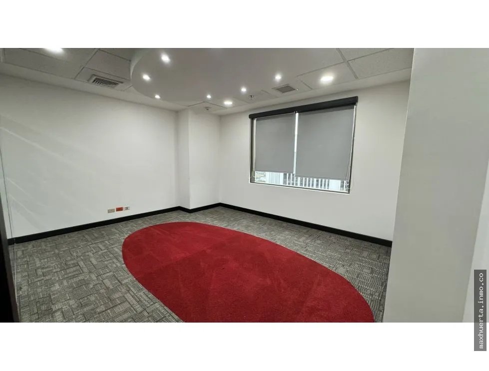 Venta oficina en Torre World Trade Center Marbella