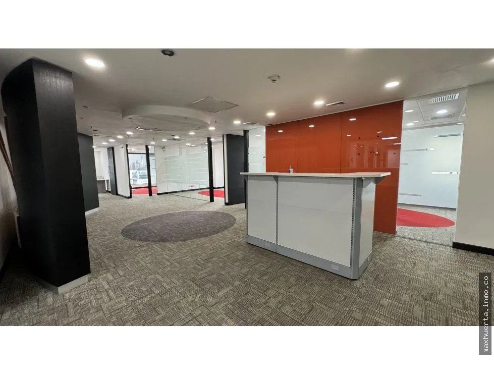 Venta oficina en Torre World Trade Center Marbella