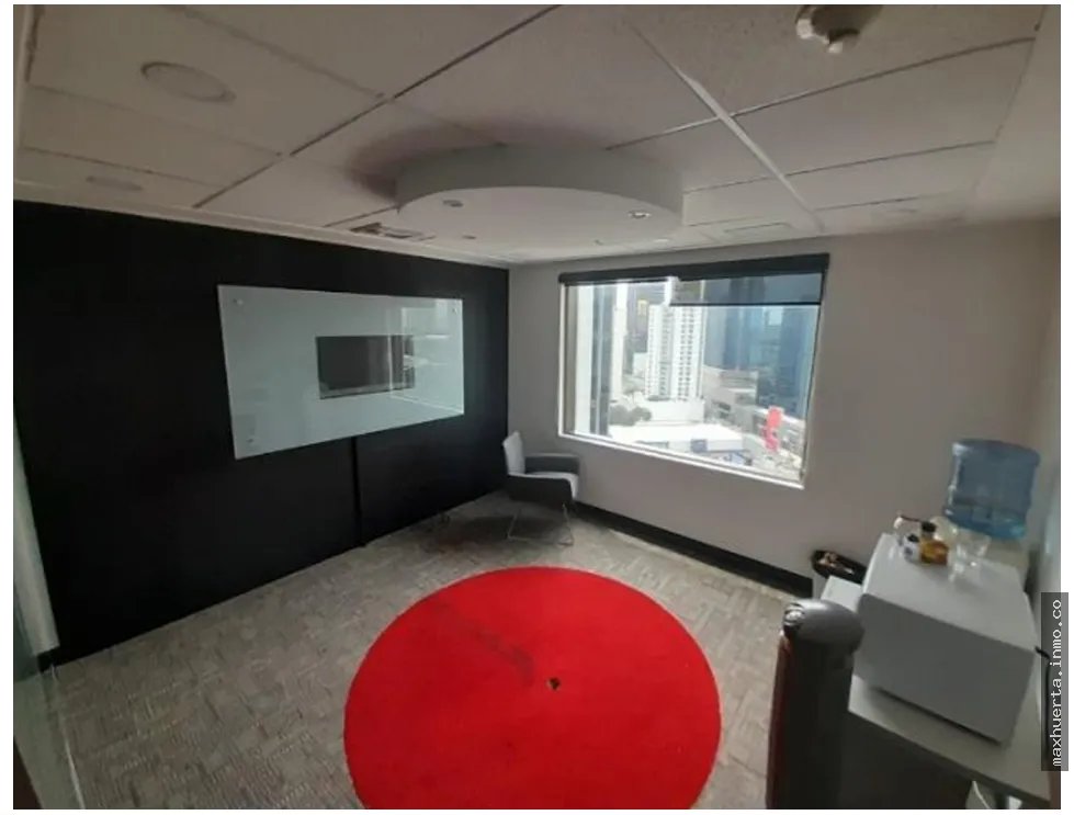 Venta oficina en Torre World Trade Center Marbella