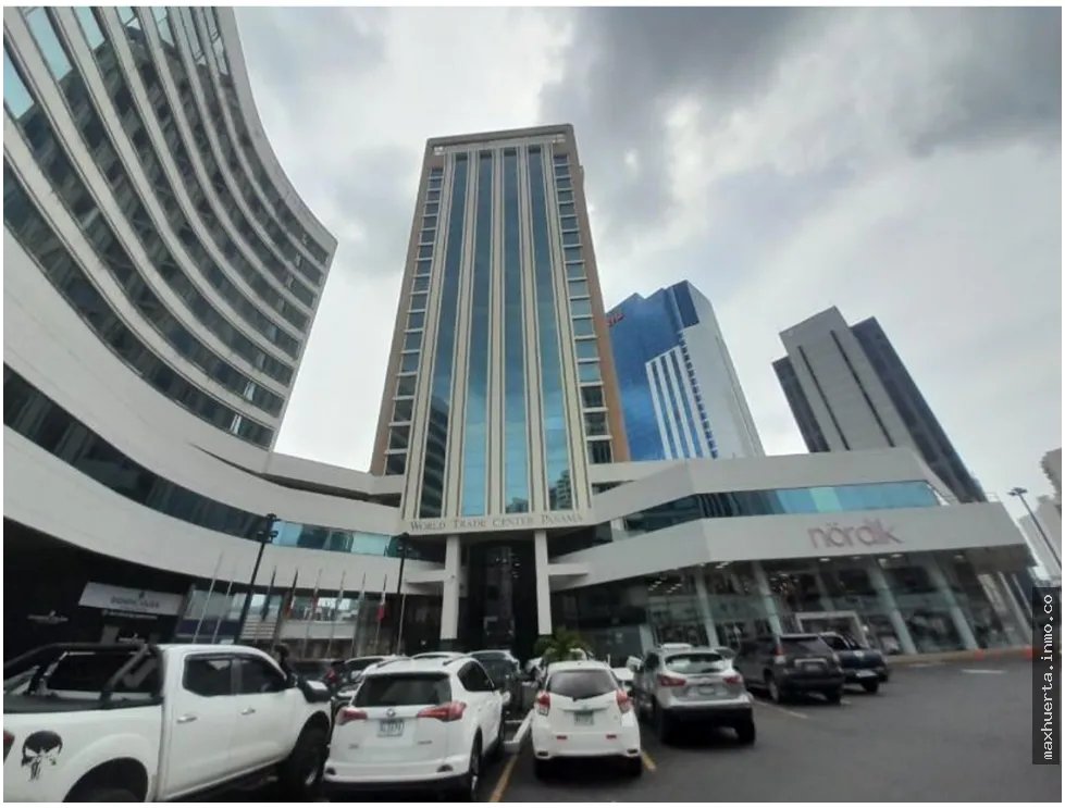 Venta oficina en Torre World Trade Center Marbella