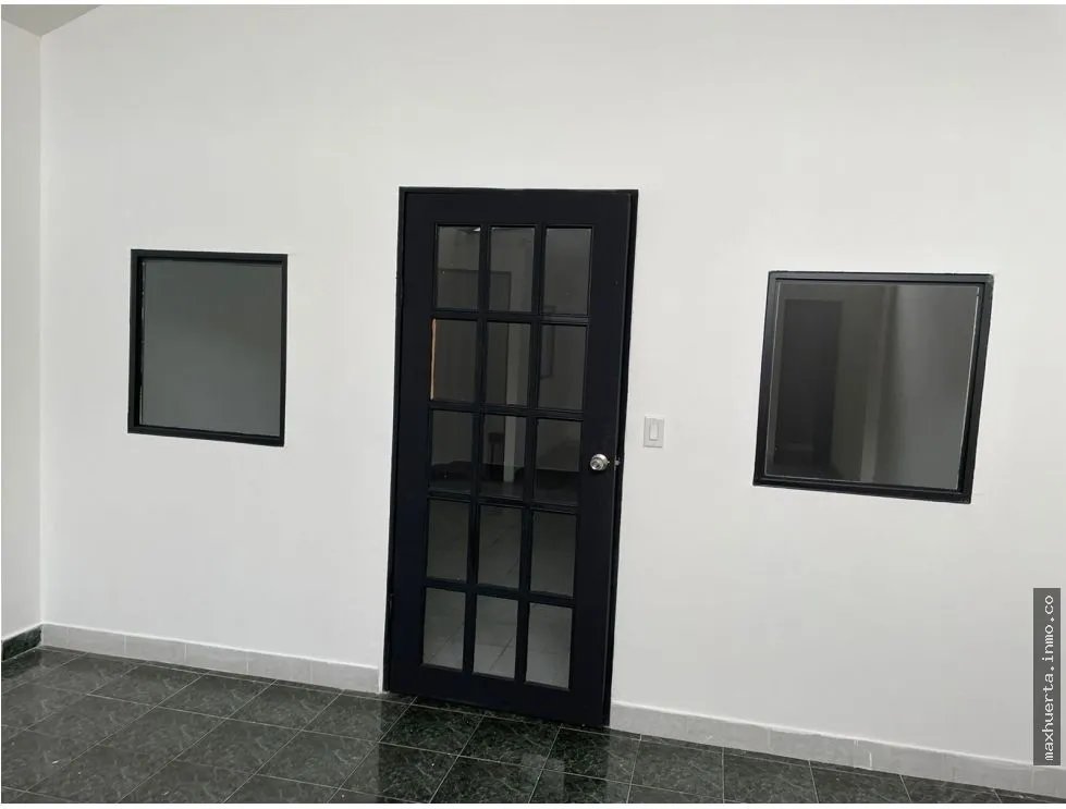 Venta de local comercial en Plaza Carolina, Juan Díaz NEB-10983