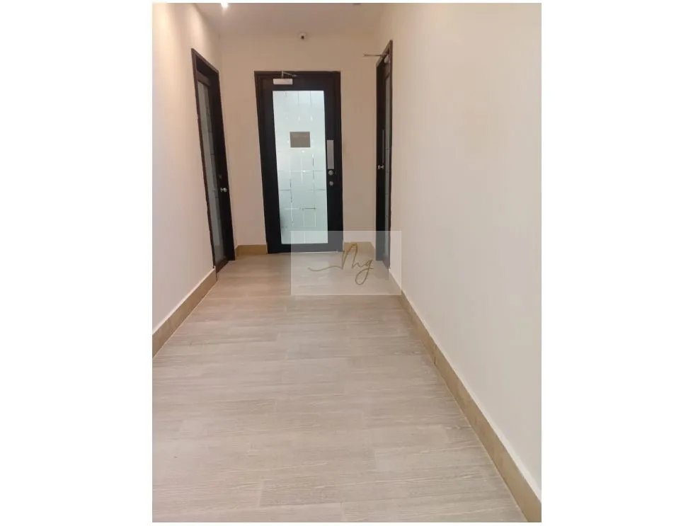 Venta de Oficina completa en El Carmen
