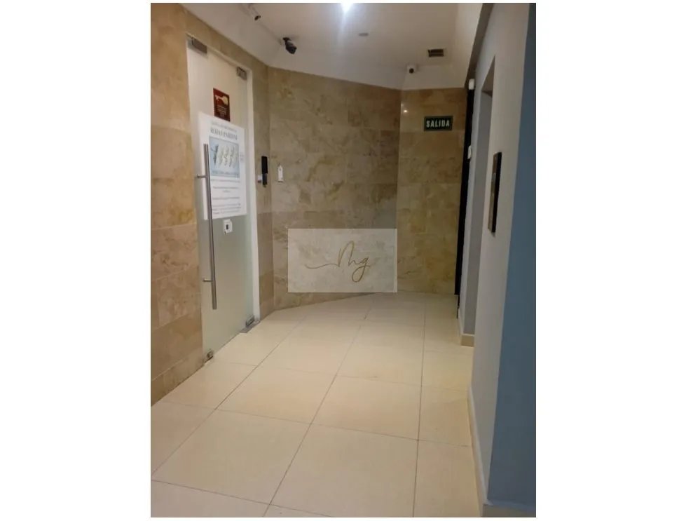 Venta de Oficina completa en El Carmen