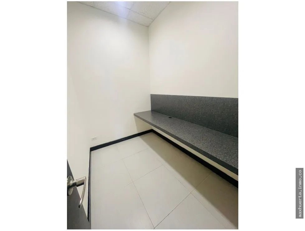 ALQUILER DE LOCAL PARA CLINICA DENTAL