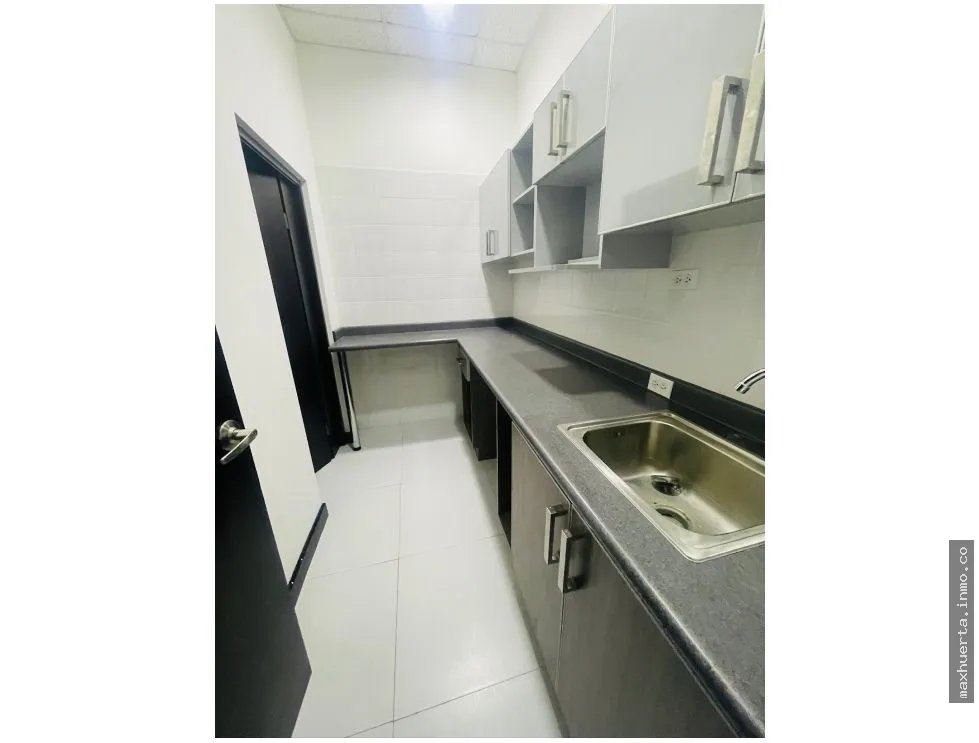 ALQUILER DE LOCAL PARA CLINICA DENTAL