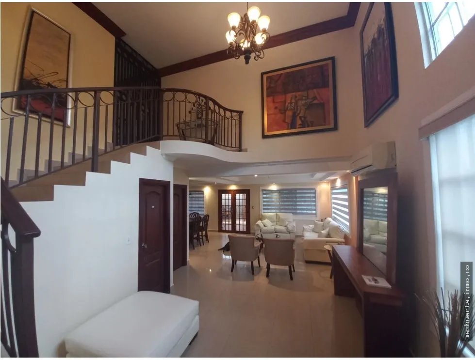 Venta Casa en Bosques de los Cibeles, Altos de Panama (NEB-9538)