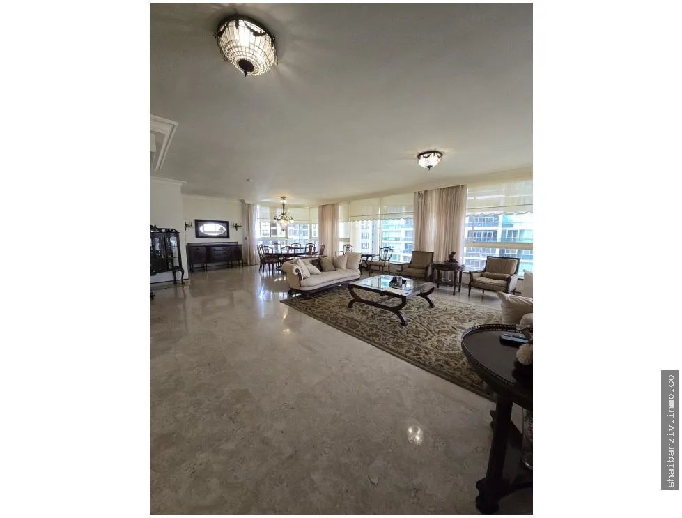 BEAUTIFUL APARTMENT FOR SALE IN PH MIRAGE, PUNTA PAITILLA