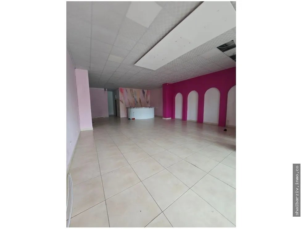 ALQUILO LOCAL COMERCIAL EN PH ILO, PARQUE LEFEVRE