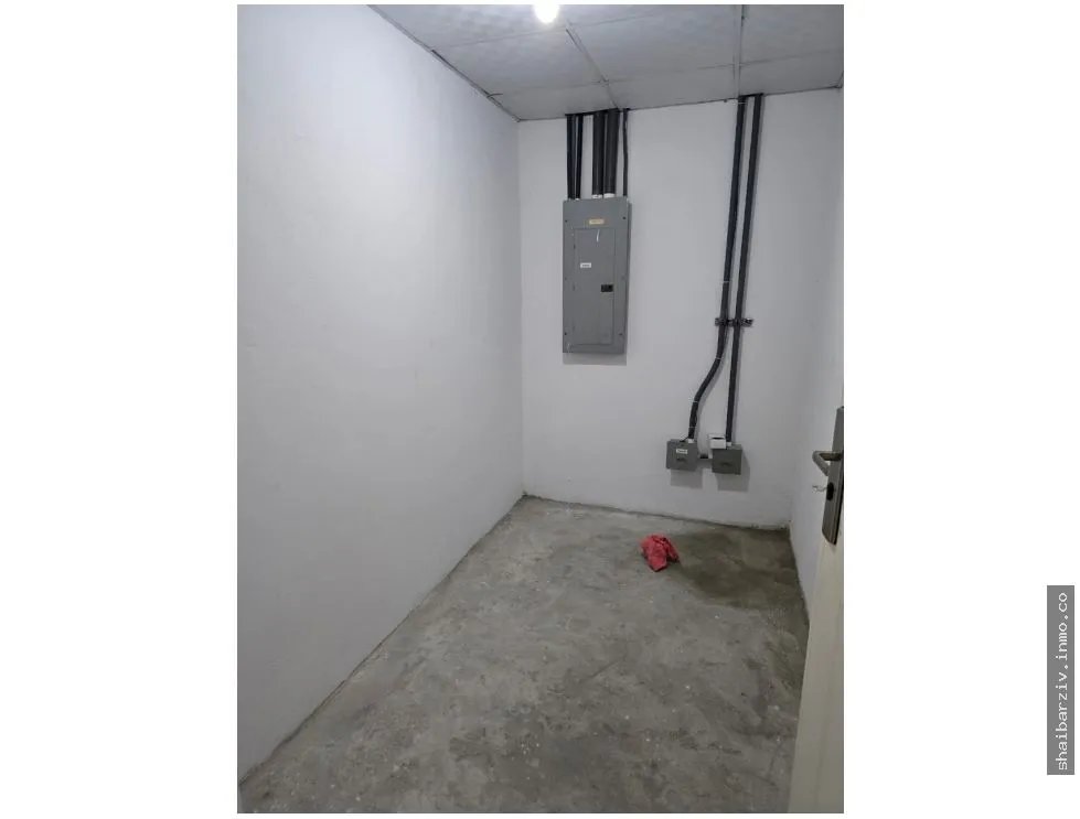 COMMERCIAL SPACE FOR RENT IN PH ILO, PARQUE LEFEVRE