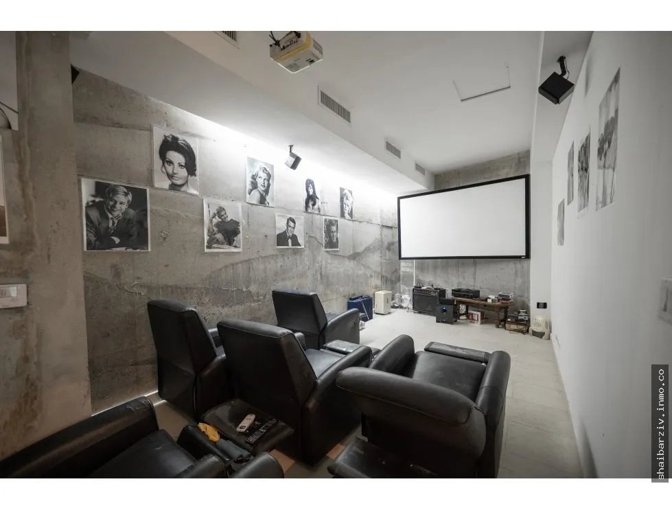 SE VENDE BELLO APARTAMENTO EN PRIMERA LÍNEA DE COSTA DEL ESTE