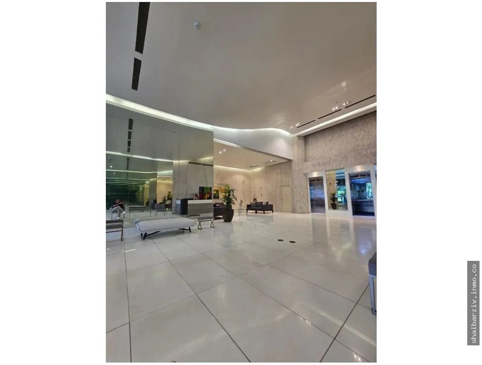 SE VENDE APARTAMENTO EN PH H2O, AV. BALBOA