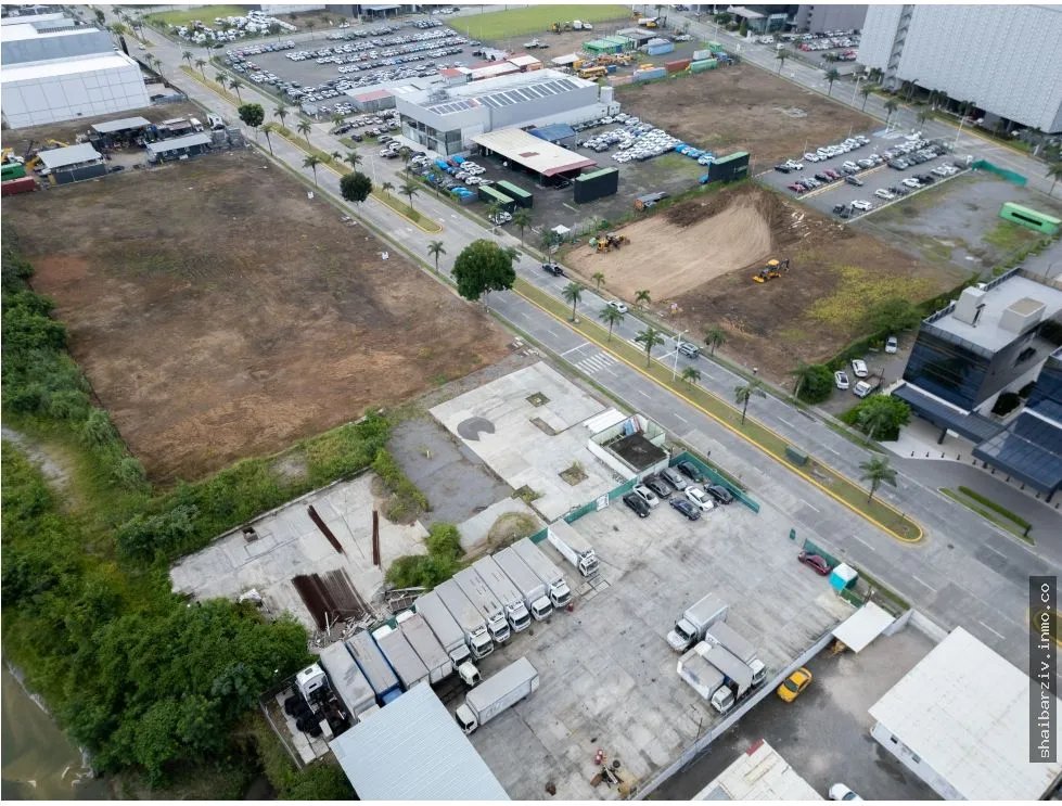 LAND LOT FOR SALE OR LEASE IN SANTA MARÍA