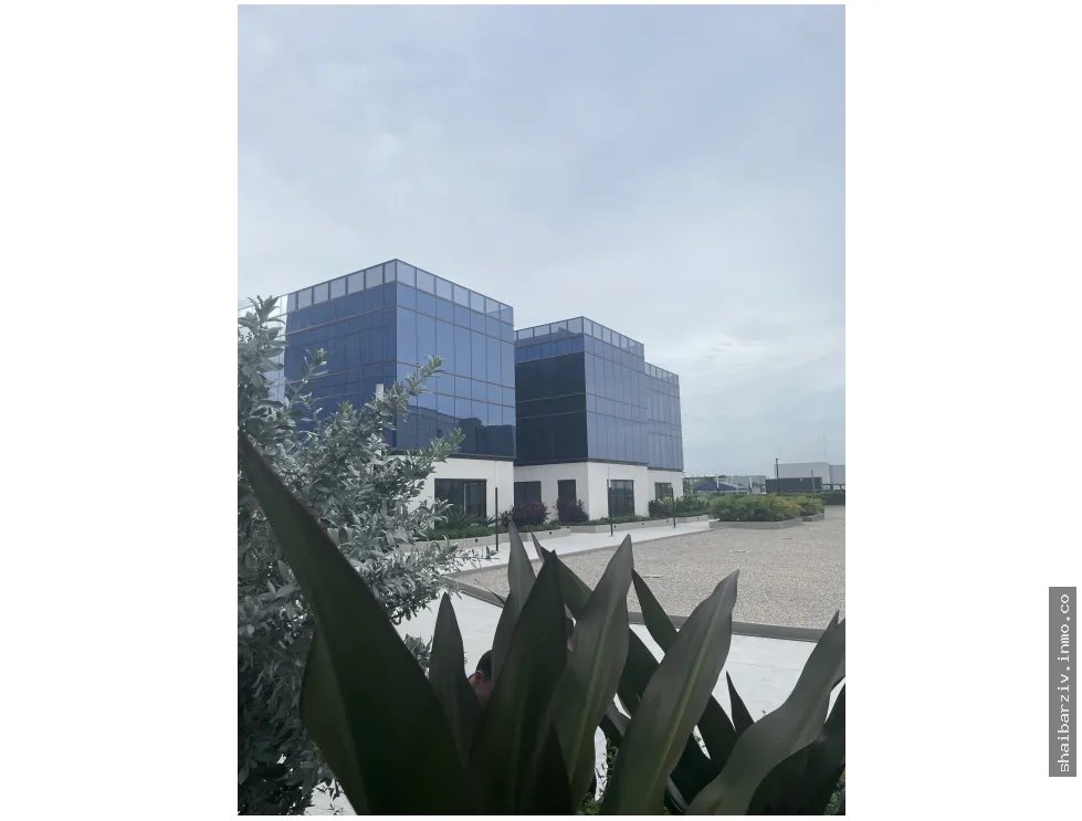SE VENDE TORRE COMERCIAL EN SANTA MARÍA BUSINESS PARK