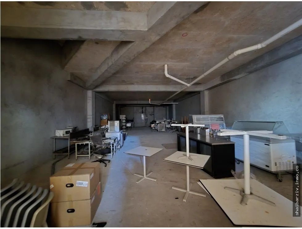 LOCAL 19 FOR RENT IN SANTA MARÍA PLAZA