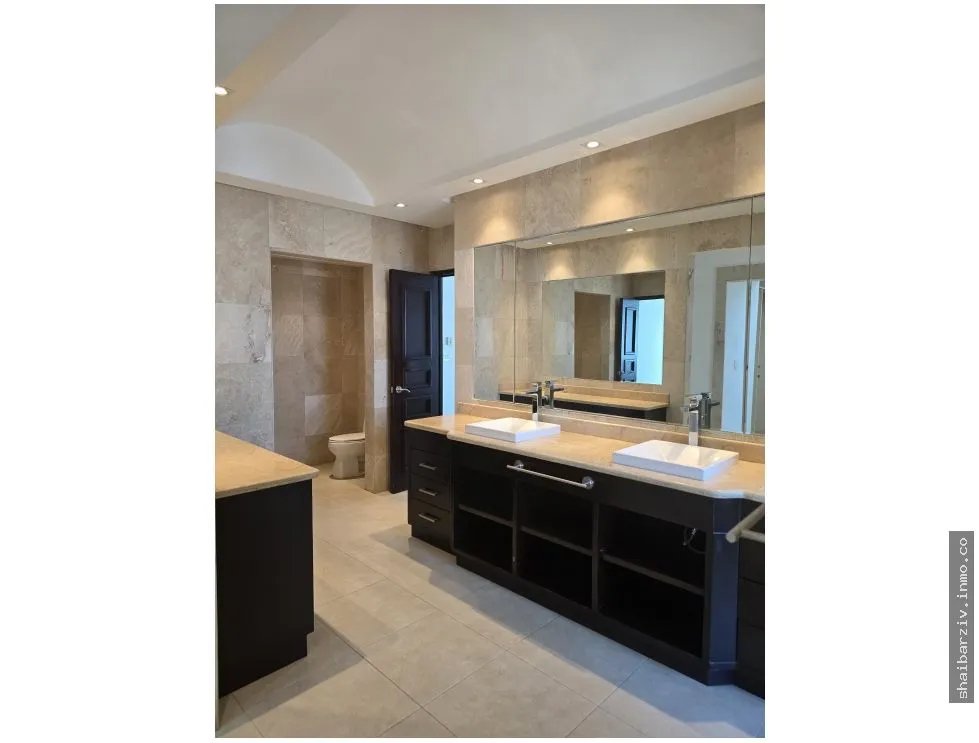 Penthouse en PH Golf Tower – Exclusividad y Confort en Altos del Golf