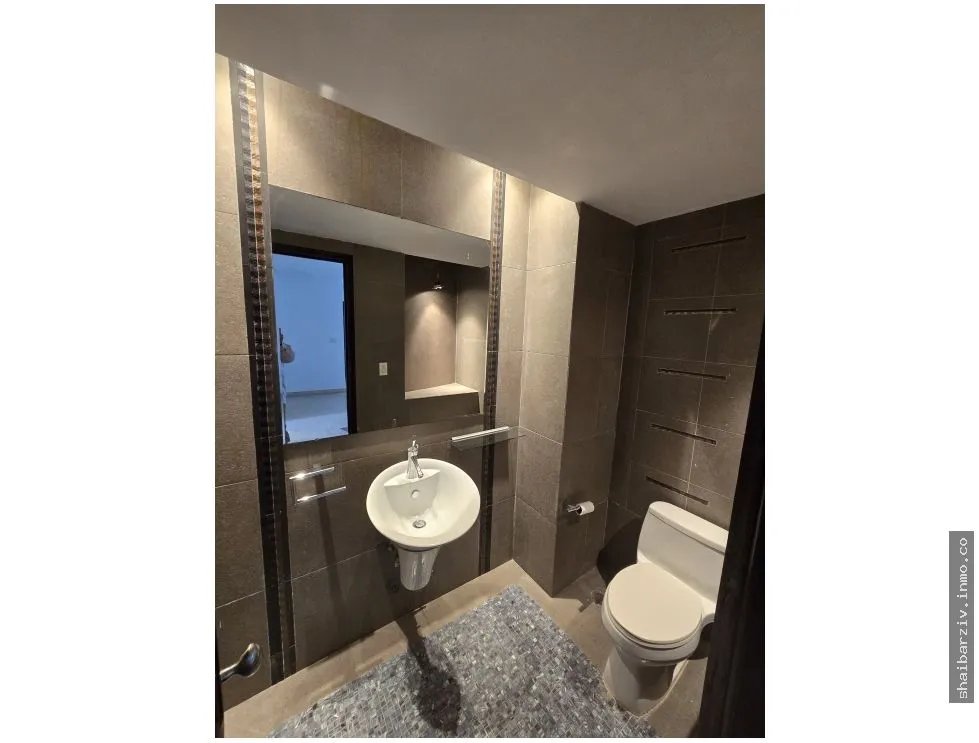 Penthouse en PH Golf Tower – Exclusividad y Confort en Altos del Golf