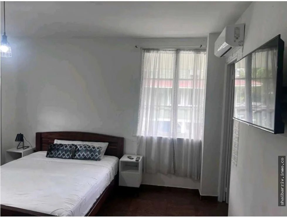 Edificio en Venta en Clayton