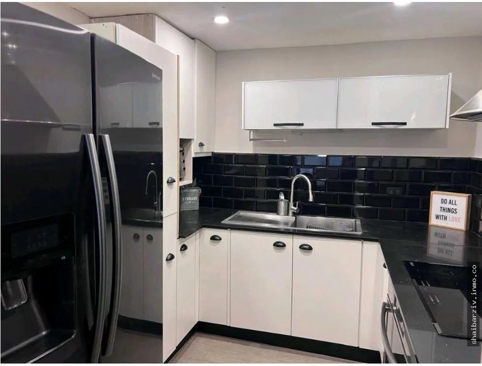 Edificio en Venta en Clayton