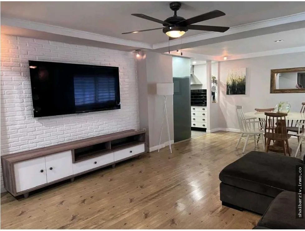 Edificio en Venta en Clayton
