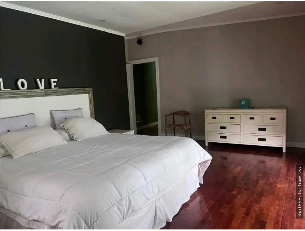Edificio en Venta en Clayton