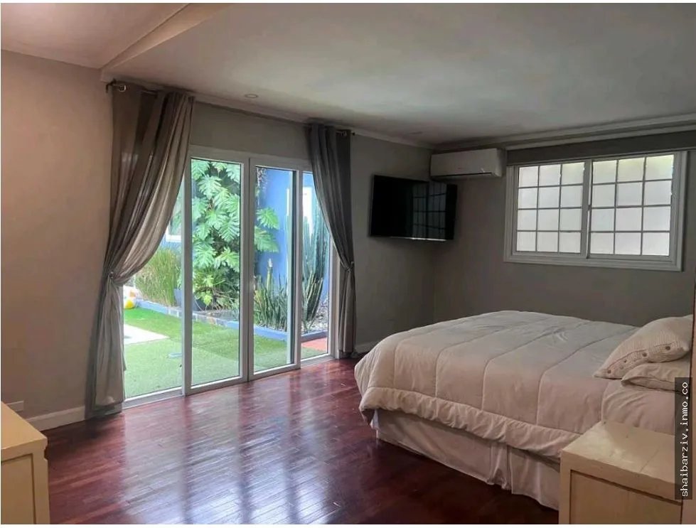Edificio en Venta en Clayton