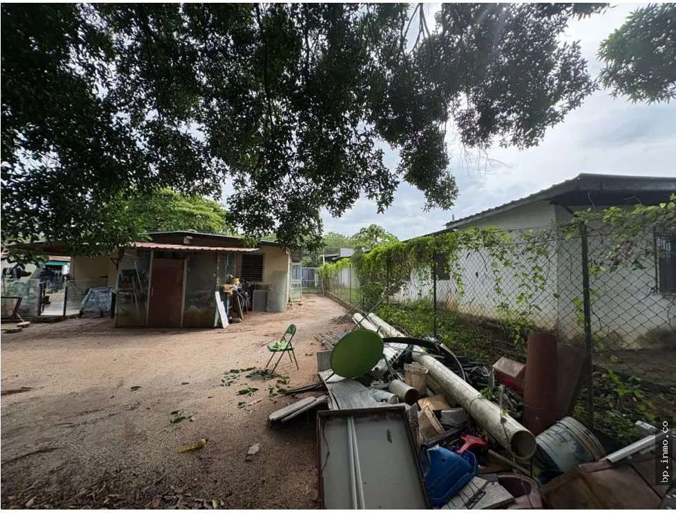 Land for Sale Facing the Panamerican Highway
