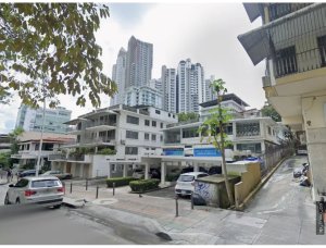 Edifício à Venda