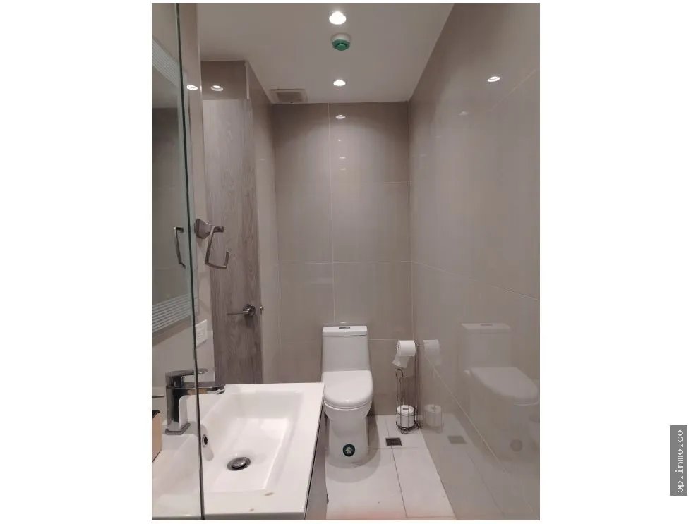 PENTHOUSE AMOBLADO CON AZOTEA PRIVADA, VISTAS AL MAR Y LA CIUDAD
