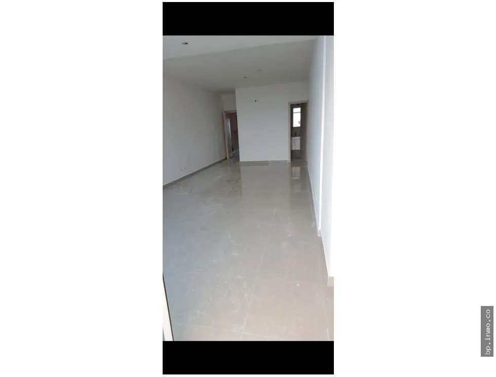 SE VENDE APARTAMENTO EN EL CARMEN, VÍA ESPAÑA - PH RAINBOW TOWER