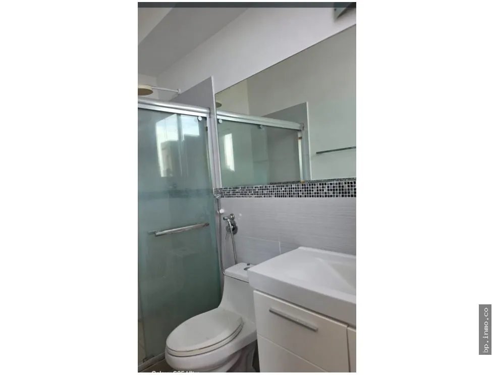 SE VENDE APARTAMENTO EN EL CARMEN, VÍA ESPAÑA - PH RAINBOW TOWER