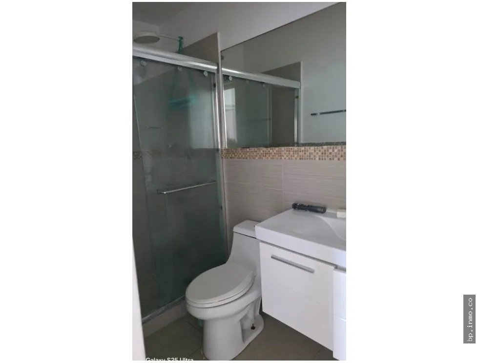 SE VENDE APARTAMENTO EN EL CARMEN, VÍA ESPAÑA - PH RAINBOW TOWER