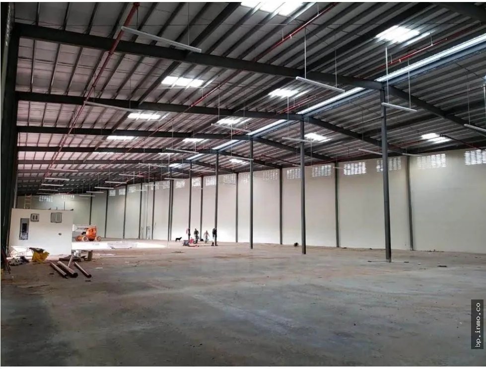 BODEGA DISPONIBLE EN ARRAIJÁN, PANAMÁ OESTE