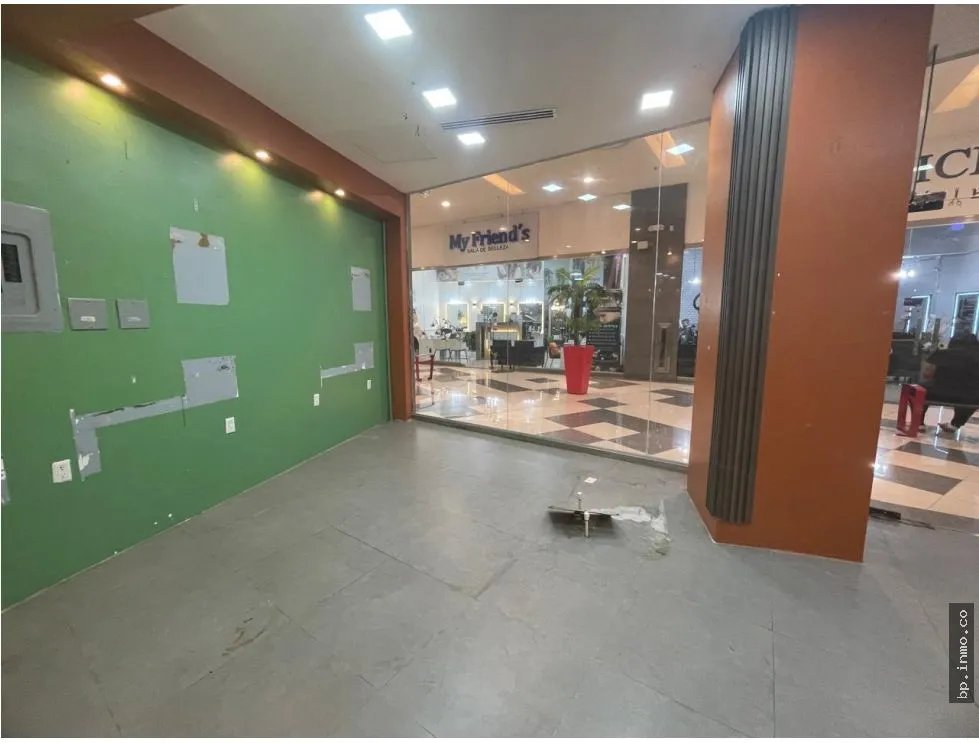 SE ALQUILA LOCAL EN EL DORADO MALL