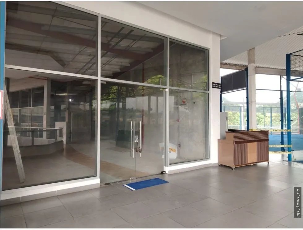 SE ALQUILAN LOCALES EN BRISAS MALL, BRISAS DEL GOLF
