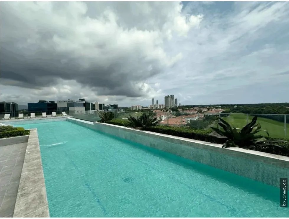 SE VENDE APARTAMENTO EN GREENVIEW
