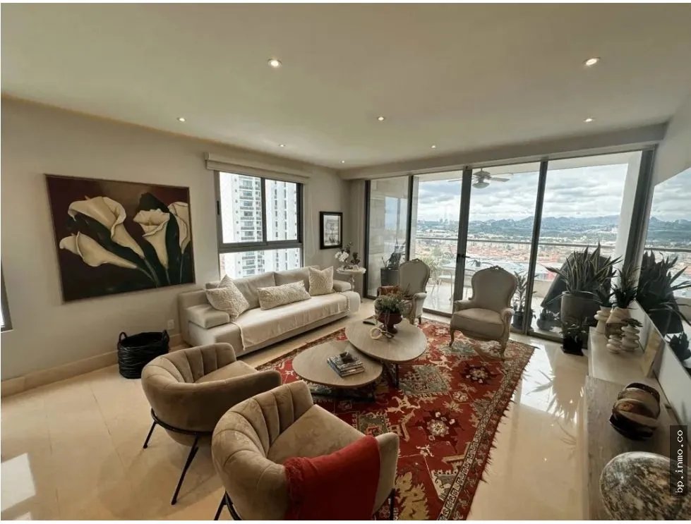 SE VENDE APARTAMENTO EN GREENVIEW