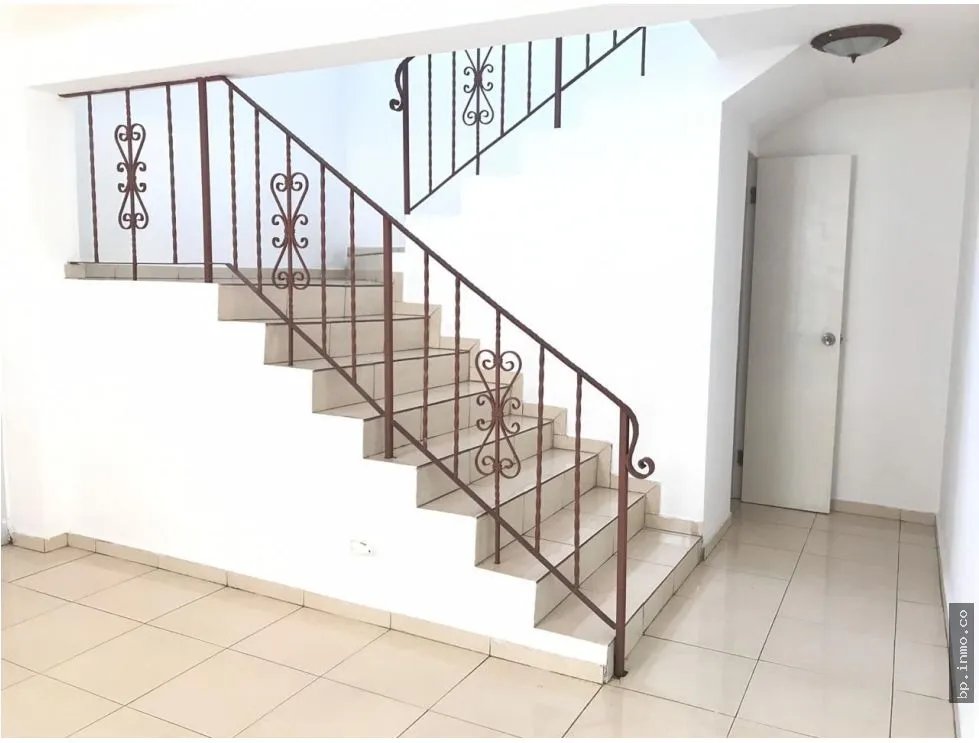 SE VENDE CASA EN LA LOMA, PUEBLO NUEVO