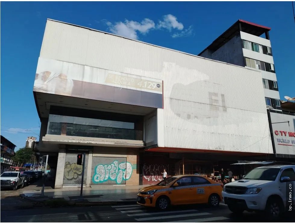SE VENDE EDIFICIO EN CALIDONIA