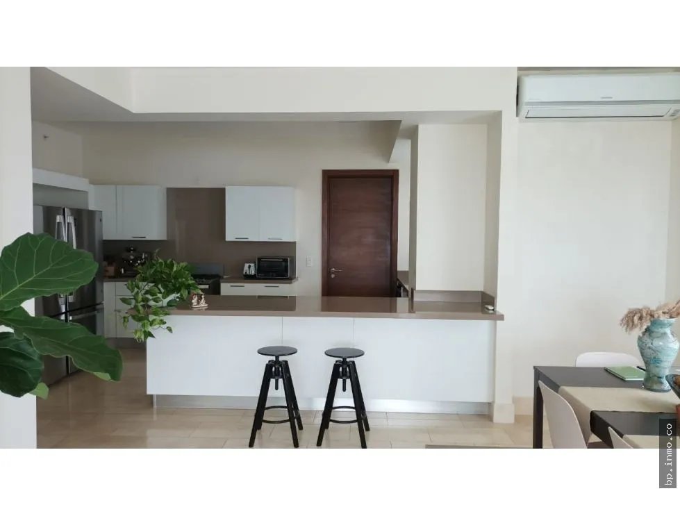 SE VENDE APARTAMENTO EN PH GREENVIEW, SANTA MARÍA