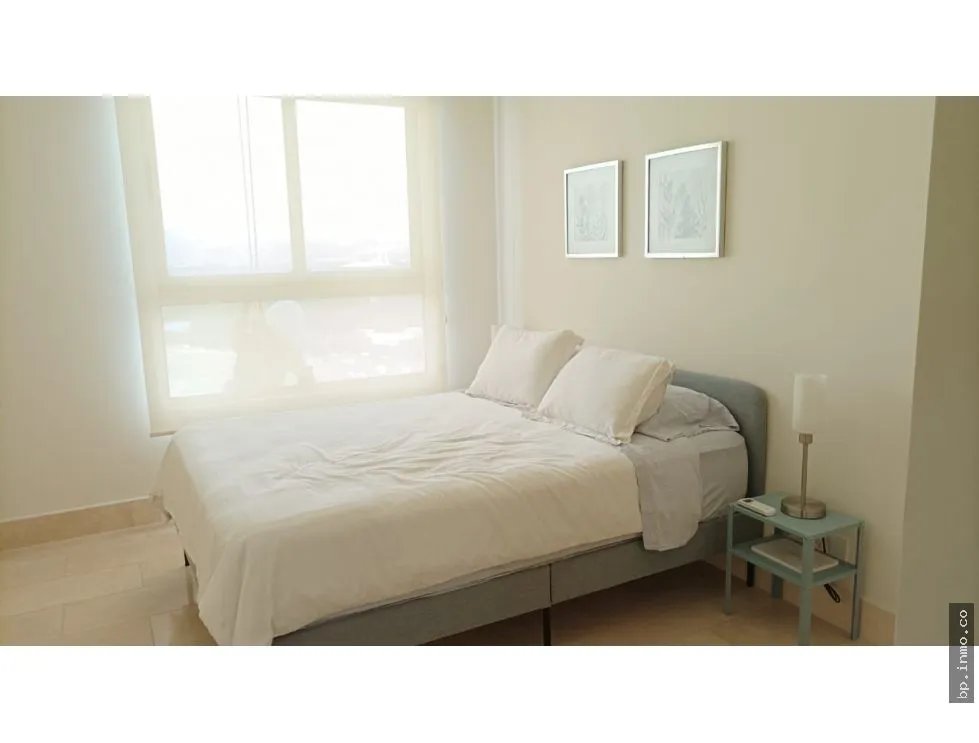 SE VENDE APARTAMENTO EN PH GREENVIEW, SANTA MARÍA