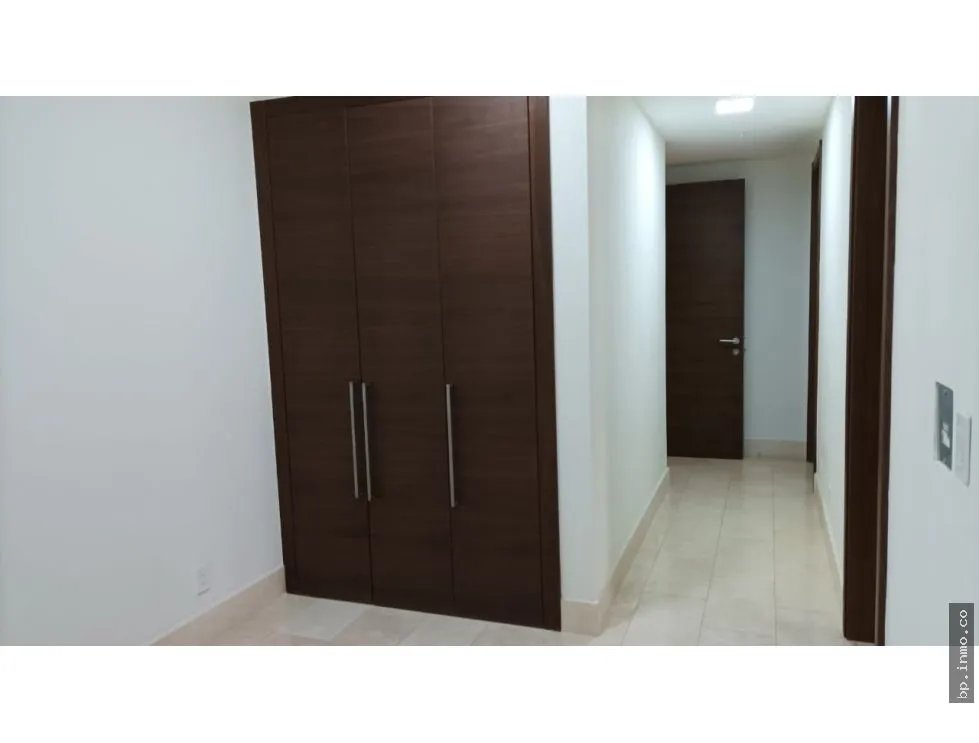 SE VENDE APARTAMENTO EN PH GREENVIEW, SANTA MARÍA